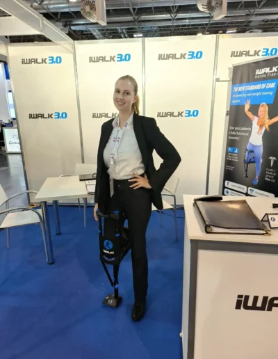 Frau